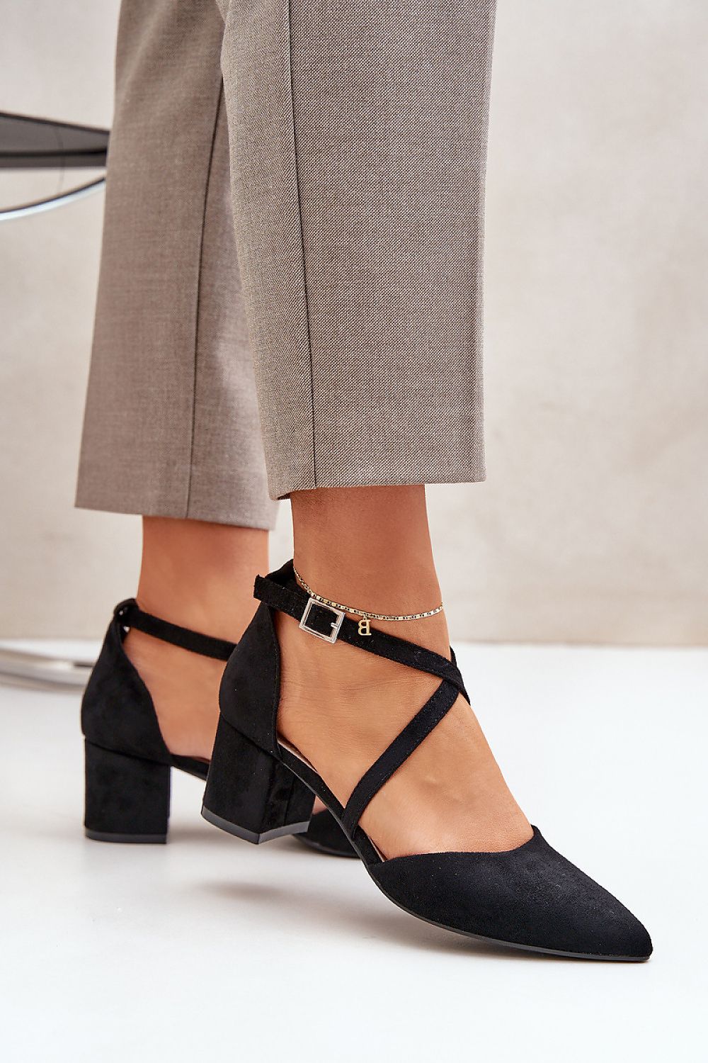 Magassárkú körömcipő model 206812 Step in style