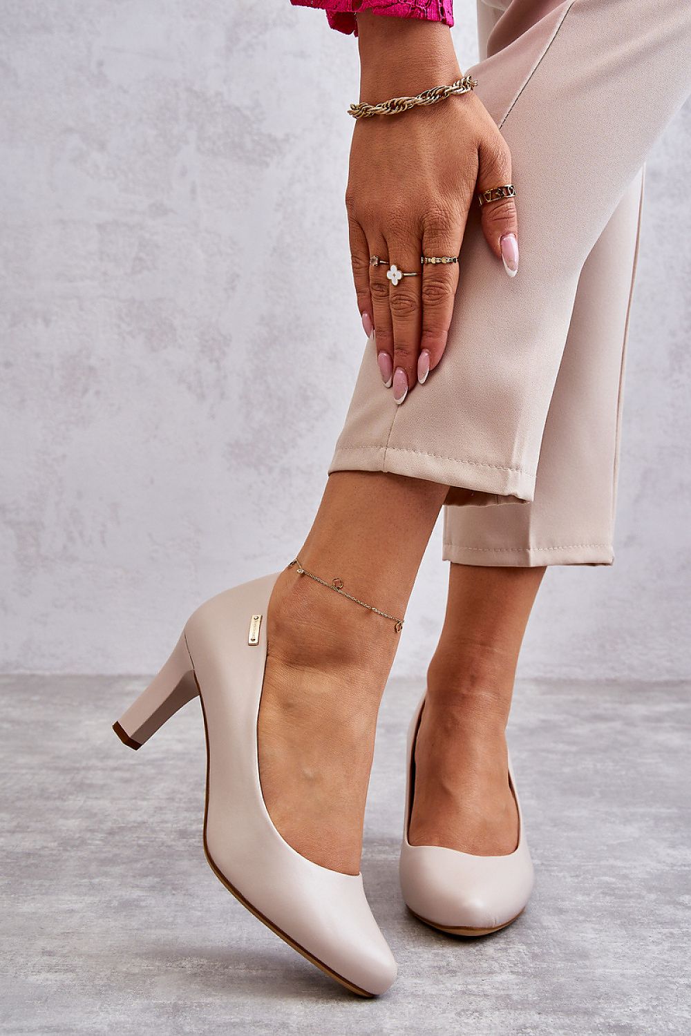 Magassárkú körömcipő model 206815 Step in style