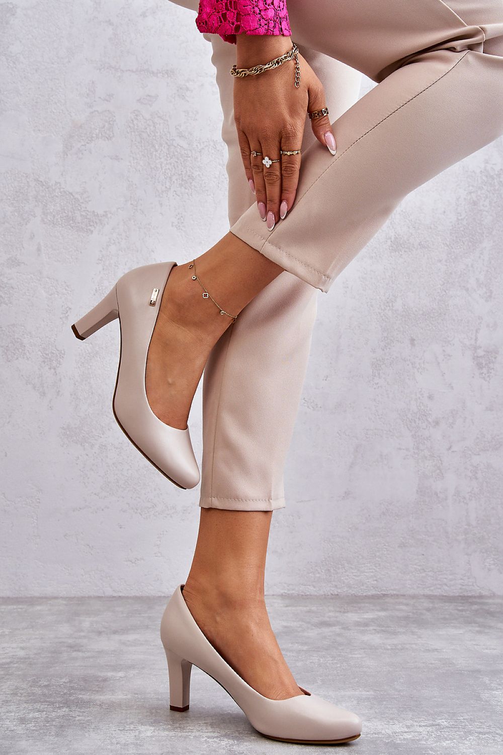 Magassárkú körömcipő model 206815 Step in style