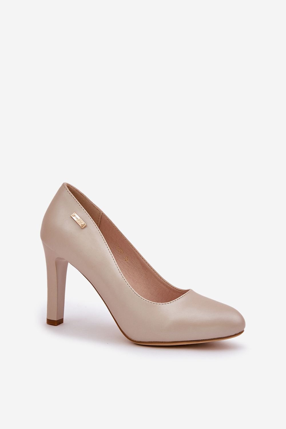 Magassárkú körömcipő model 208335 Step in style