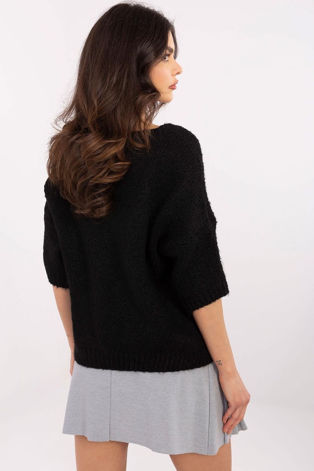 Rövidujjú pulóver model 208519 Italy Moda